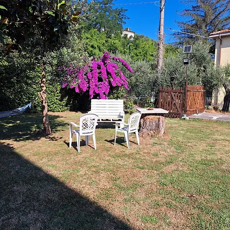 Casa Vacanze “Bouganville” Loc Avane Pisa Vecchiano Exterior photo